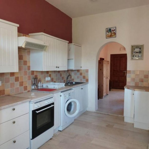 Petras Nordostkreta, Petras: Schönes 2-stöckiges Haus in unmittelbarer Meeresnähe zu verkaufen Haus kaufen